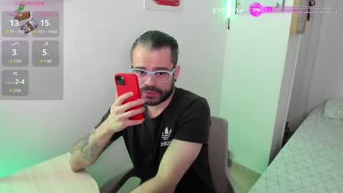 Snapshot of magnus_king chatting on 05/14/26, 03:57 online show from 05/14/26, 03:57