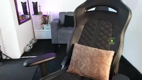 Snapshot of magnus_savage chatting on 02/11/26, 05:40 If you want me to use the Lovense please let me know -- online show from 02/11/26, 05:40