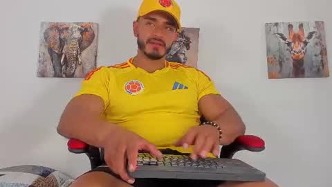 Snapshot of magnusclark chatting on 07/03/26, 06:25 Magnusclark online show from 07/03/26, 06:25