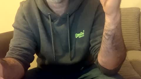 Snapshot of magnusryder chatting on 01/07/25, 10:54 Daddy Bear online show from 01/07/25, 10:54