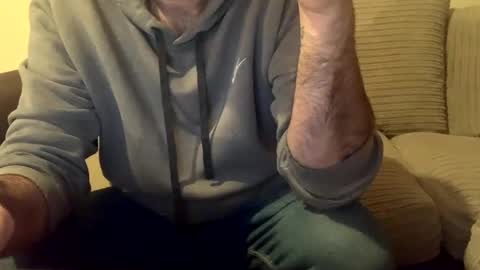 Snapshot of magnusryder chatting on 01/10/25, 12:06 Daddy Bear online show from 01/10/25, 12:06