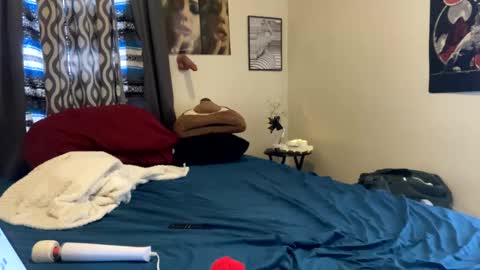Maggie online show from 01/14/25, 04:29