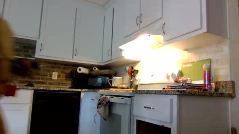 Kaye online show from 11/05/25, 05:35