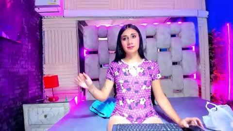 mahiara hot online show from 05/07/26, 02:33
