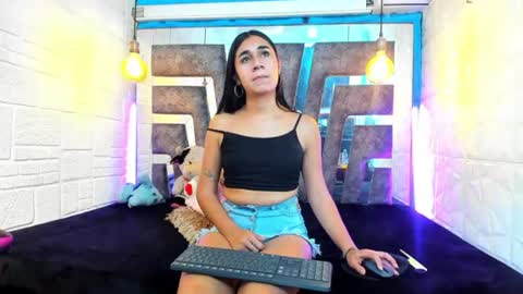 Snapshot of mahiara_hot chatting on 08/07/26, 03:14 mahiara hot online show from 08/07/26, 03:14