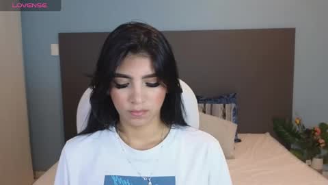 Maiaa Ruiz  online show from 02/08/25, 12:39