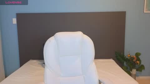 Maiaa Ruiz  online show from 02/27/25, 12:45