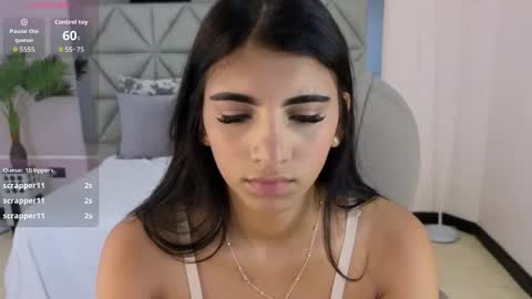 Maiaa Ruiz  online show from 11/22/25, 02:49