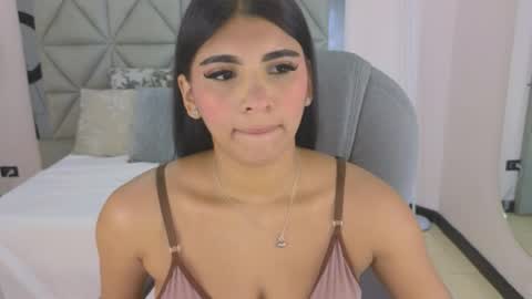 Snapshot of maiaa_ruiz chatting on 05/09/26, 01:27 Maiaa Ruiz online show from 05/09/26, 01:27