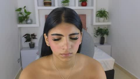 Snapshot of maiaa_ruiz chatting on 06/03/26, 12:30 Maiaa Ruiz online show from 06/03/26, 12:30