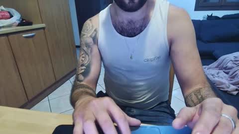 maialinofriuli online show from 10/22/25, 11:04