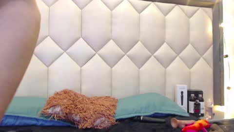 Maia  online show from 01/03/25, 04:59