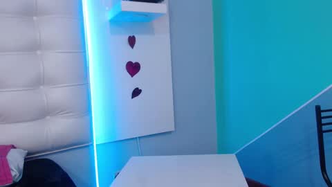 Maia  online show from 03/11/25, 09:15