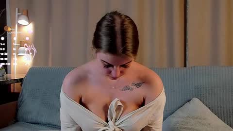 Lucy online show from 02/27/25, 01:38