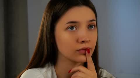 Lucy online show from 03/04/25, 04:17