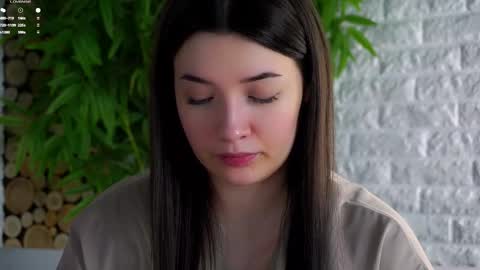 Lucy online show from 03/26/26, 02:39