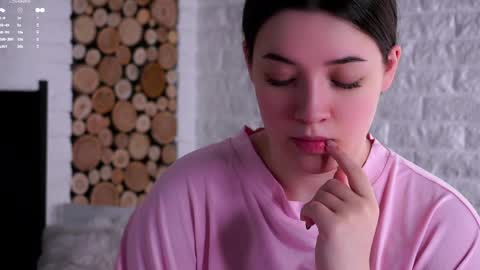 Lucy online show from 04/15/26, 02:07