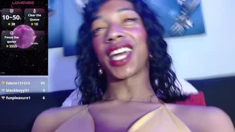 Bella Maidi online show from 12/28/24, 01:28