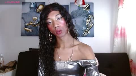 Bella Maidi online show from 01/12/25, 05:22