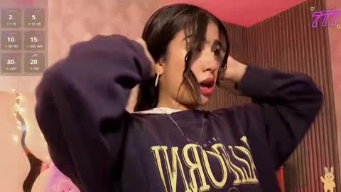 maiily_tay online show from 01/16/26, 11:47