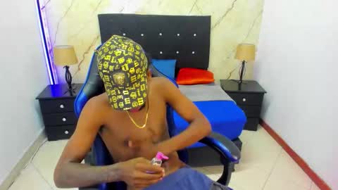 M A I K O L -- M O N S T E R C O C L online show from 11/25/25, 08:53