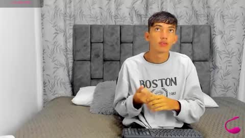 Maikol online show from 11/21/25, 10:58