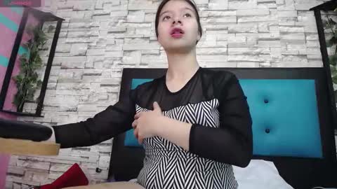  MAILY CAN  online show from 09/24/25, 01:14