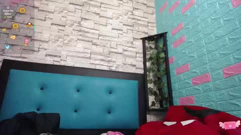  MAILY CAN  online show from 11/05/25, 01:00