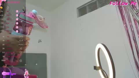 Snapshot of mailyn_bakerrr chatting on 02/07/26, 06:55 mailyn bakerrr online show from 02/07/26, 06:55