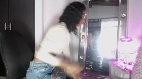 mailyn_gold online show from 05/08/26, 11:59