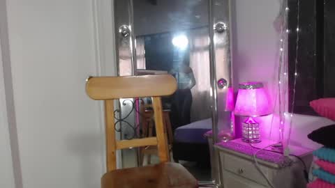 mailyn_gold online show from 05/21/26, 12:01