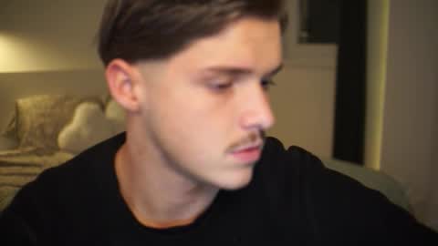 Mai online show from 03/28/26, 06:40