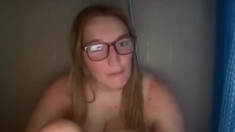 Snapshot of maisystellaxx chatting on 07/10/26, 07:05 maisystellaxx online show from 07/10/26, 07:05