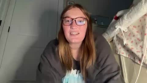 Snapshot of maisystellaxx chatting on 07/14/26, 02:27 maisystellaxx online show from 07/14/26, 02:27