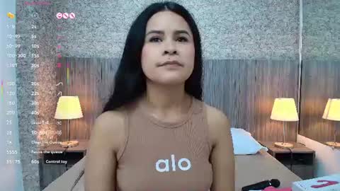 Snapshot of maite_jhon chatting on 06/17/26, 11:23 online show from 06/17/26, 11:23