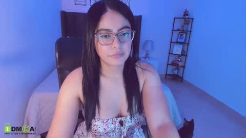 Maite online show from 03/22/26, 04:49