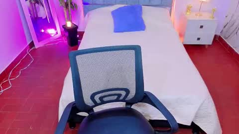 MAITE STONE1 online show from 02/05/26, 03:22