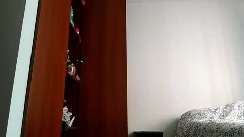 MAITE STONE1 online show from 04/14/26, 02:56