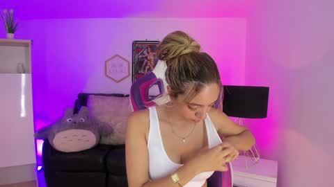 Majo online show from 01/15/25, 08:05