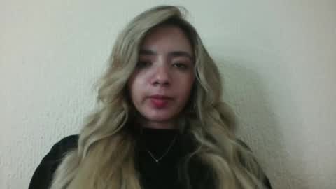 majo_gomezz online show from 02/11/26, 11:54
