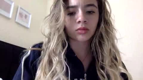 majo_gomezz online show from 04/16/26, 12:33