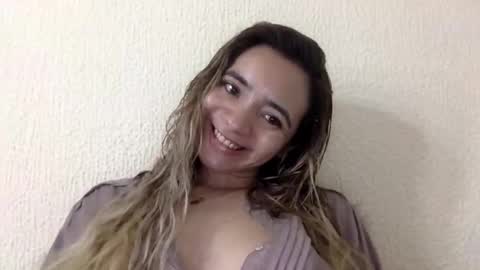 Snapshot of majo_gomezz chatting on 04/29/26, 02:04 majo_gomezz online show from 04/29/26, 02:04