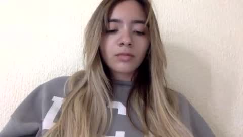 Snapshot of majo_gomezz chatting on 05/06/26, 12:08 majo_gomezz online show from 05/06/26, 12:08