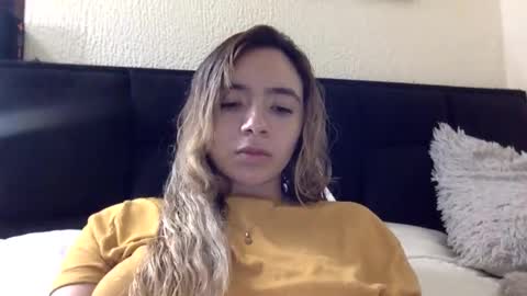 Snapshot of majo_gomezz chatting on 05/30/26, 04:20 majo_gomezz online show from 05/30/26, 04:20