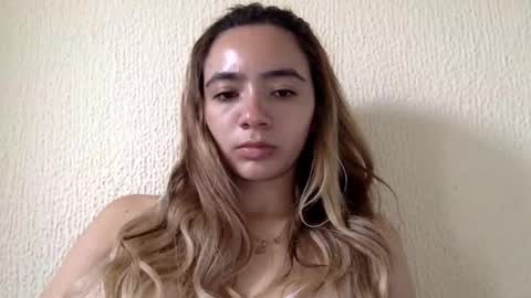 Snapshot of majo_gomezz chatting on 06/04/26, 04:24 majo_gomezz online show from 06/04/26, 04:24