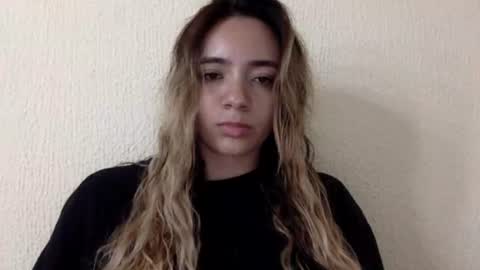 Snapshot of majo_gomezz chatting on 06/21/26, 02:03 majo_gomezz online show from 06/21/26, 02:03