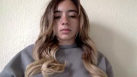 Snapshot of majo_gomezz chatting on 07/02/26, 05:30 majo_gomezz online show from 07/02/26, 05:30