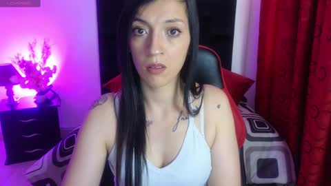 Snapshot of majuu__ chatting on 12/14/24, 01:05 Celeste Bonet online show from 12/14/24, 01:05