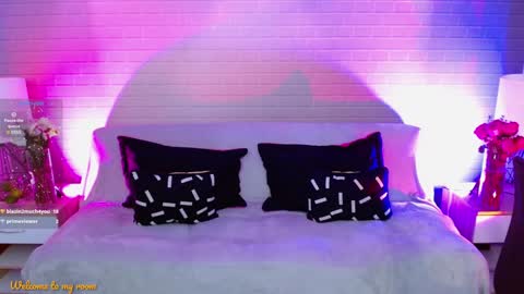 Makarena  online show from 01/14/25, 04:04