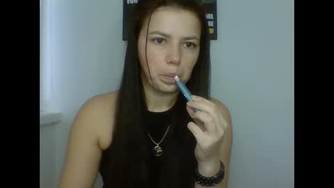 make_mesmile online show from 12/17/25, 07:36